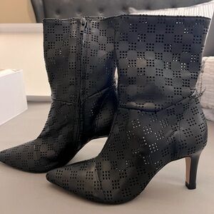 IRO Paris Black Laser.Cut Out Ankle Boots 6